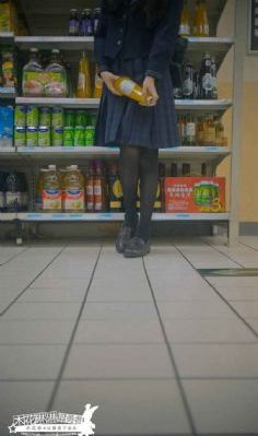 警花少妇白艳妮sm失禁_BDBD在线观看